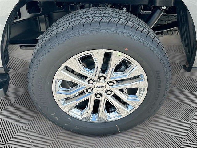 2025 Ford F-150 Lariat 4WD SUPERCREW