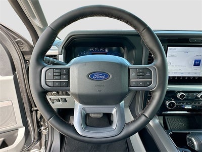 2025 Ford F-150 Lariat 4WD SUPERCREW