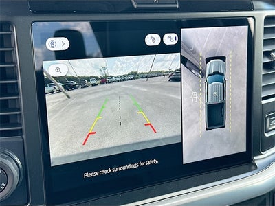 2025 Ford F-150 Lariat 4WD SUPERCREW