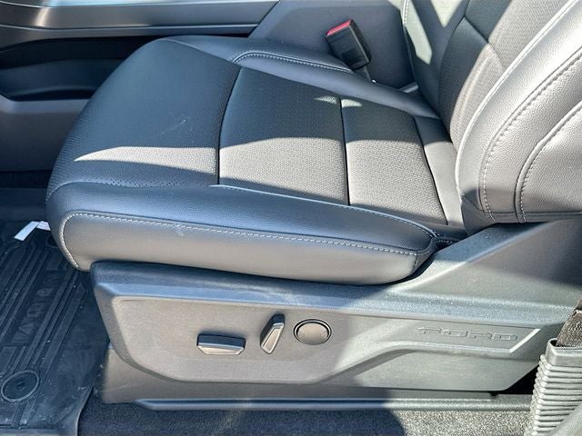 2026 Ford F-150 Lariat 4WD SUPERCREW