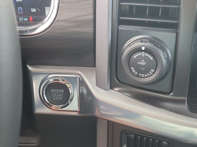 2026 Ford F-150 Lariat 4WD SUPERCREW