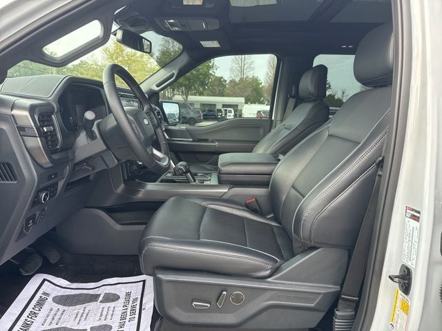 2025 Ford F-150 Lariat 3.5 ECOBOOST