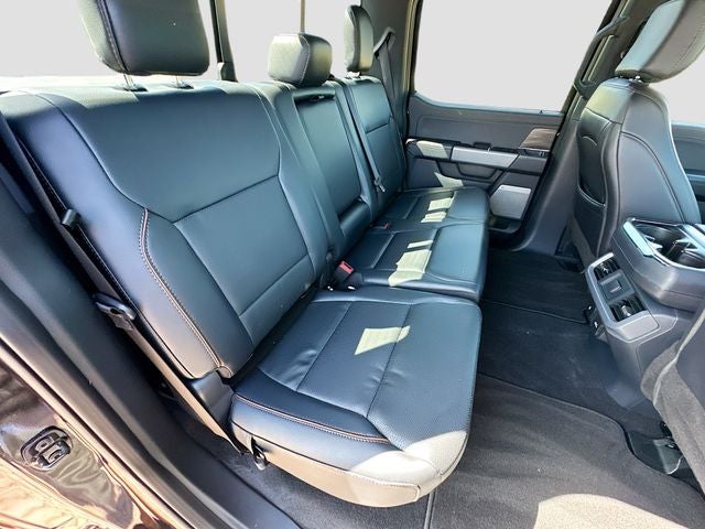 2025 Ford F-150 Lariat 3.5 ECOBOOST