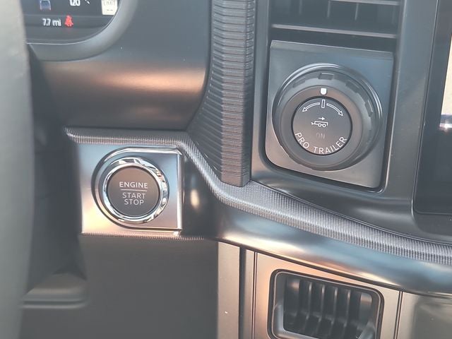 2026 Ford F-150 Lariat 4WD SUPERCREW