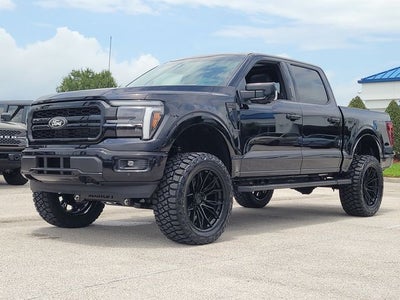 2026 Ford F-150 Lariat 4WD SUPERCREW / LIFTED WHEELS & TIRES