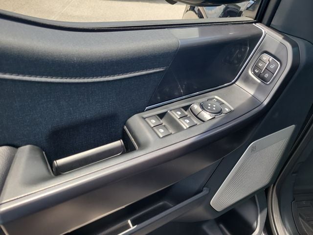 2026 Ford F-150 Lariat 4WD SUPERCREW