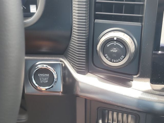 2026 Ford F-150 Lariat 4WD SUPERCREW