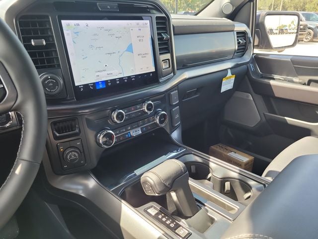 2026 Ford F-150 Lariat 4WD SUPERCREW