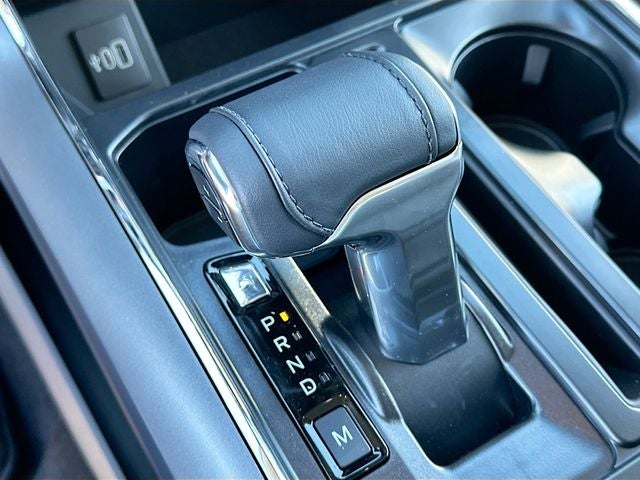 2025 Ford F-150 Lariat 4WD SUPERCREW