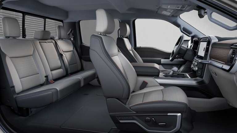 2025 Ford F-150 Lariat 4WD SUPERCREW