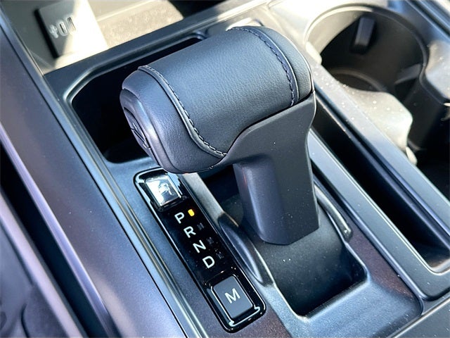 2025 Ford F-150 Lariat 4WD SUPERCREW LIFTED / WHEELS & TIRES