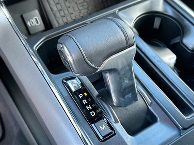 2025 Ford F-150 Lariat 4WD SUPERCREW