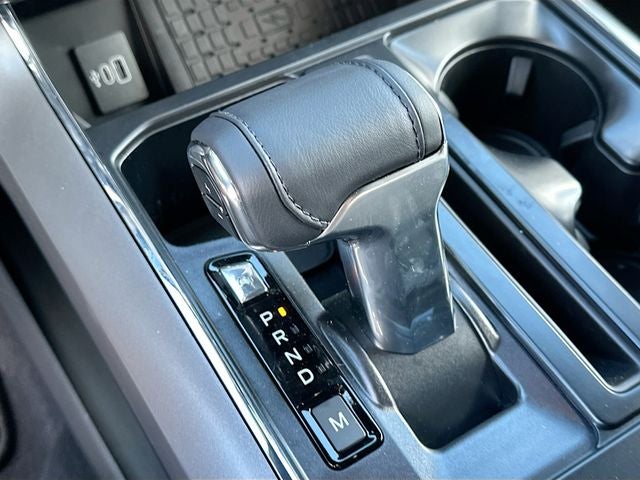 2025 Ford F-150 Lariat 4WD SUPERCREW