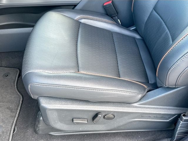 2025 Ford F-150 Lariat 4WD SUPERCREW