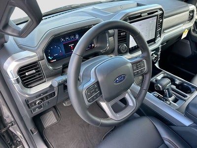 2025 Ford F-150 Lariat 4WD SUPERCREW
