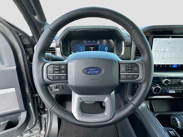 2025 Ford F-150 Lariat 4WD SUPERCREW