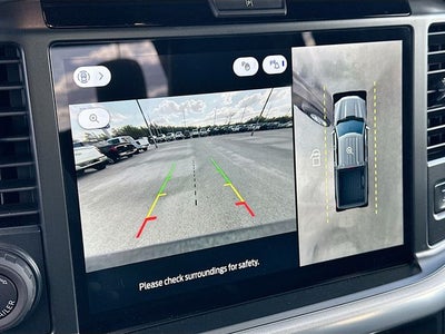 2025 Ford F-150 Lariat 4WD SUPERCREW