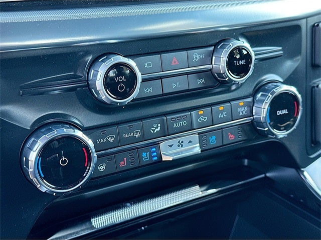 2025 Ford F-150 Lariat 4WD SUPERCREW