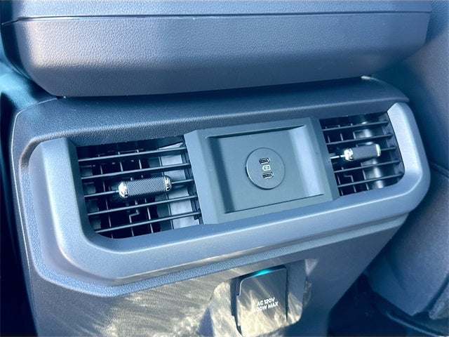 2025 Ford F-150 Lariat 4WD SUPERCREW