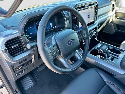 2025 Ford F-150 Lariat 4WD SUPERCREW