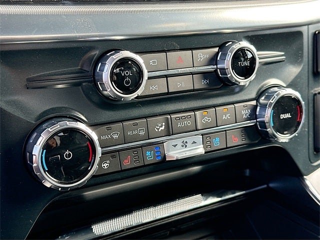 2025 Ford F-150 Lariat 4WD SUPERCREW