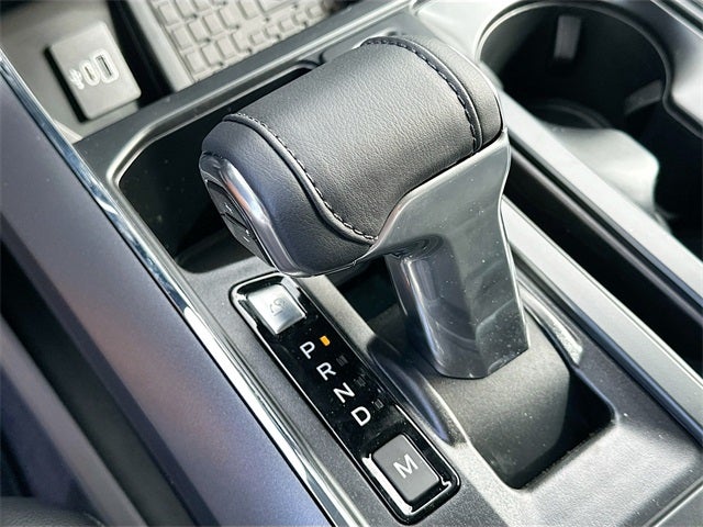 2025 Ford F-150 Lariat 4WD SUPERCREW