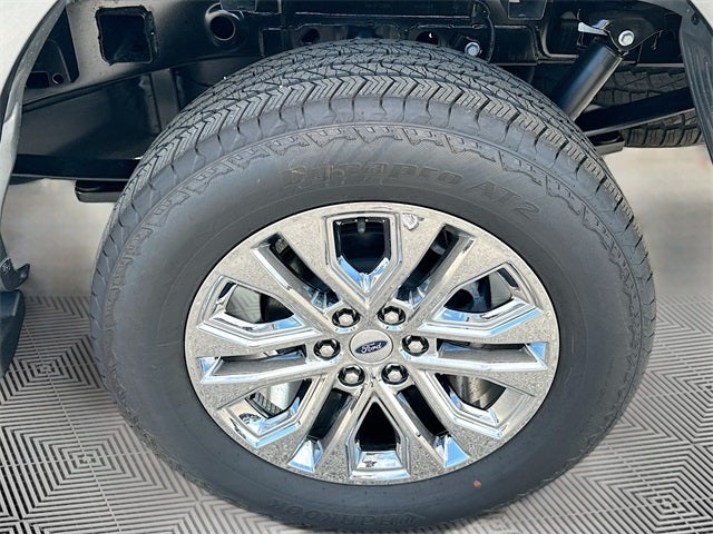 2025 Ford F-150 Lariat 4WD SUPERCREW