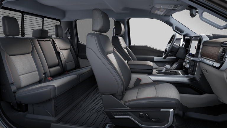 2025 Ford F-150 Lariat 4WD SUPERCREW