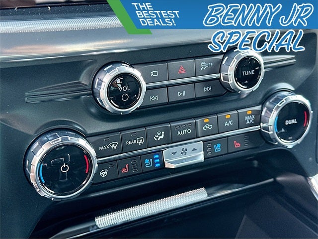 2025 Ford F-150 Lariat 4WD SUPERCREW