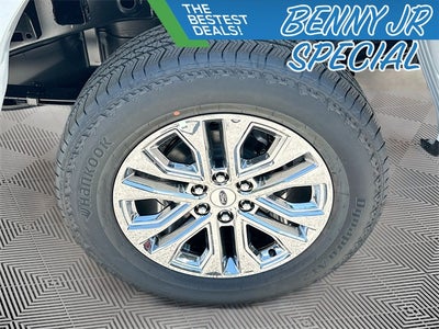 2025 Ford F-150 Lariat 4WD SUPERCREW