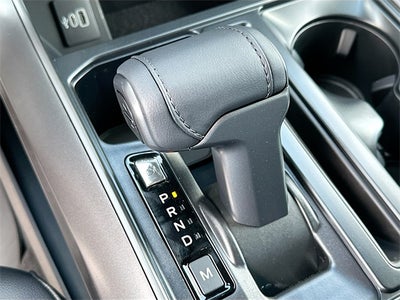 2025 Ford F-150 Lariat 4WD SUPERCREW