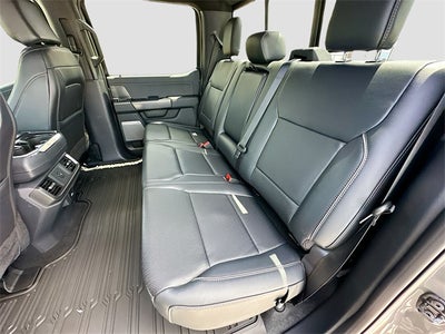 2025 Ford F-150 Lariat 4WD SUPERCREW