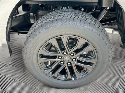 2025 Ford F-150 Lariat 4WD SUPERCREW