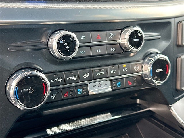 2025 Ford F-150 Lariat 4WD SUPERCREW