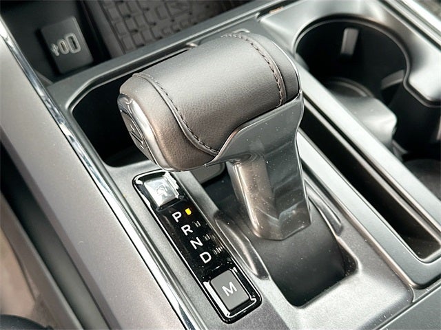 2025 Ford F-150 Lariat 4WD SUPERCREW