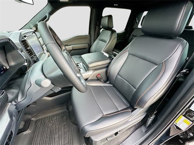 2025 Ford F-150 Lariat 4WD SUPERCREW