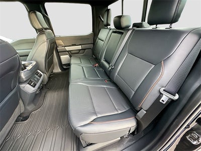 2025 Ford F-150 Lariat 4WD SUPERCREW