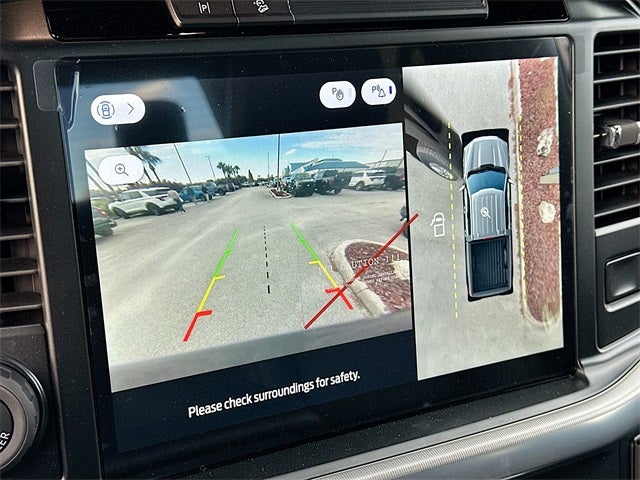 2025 Ford F-150 Lariat 4WD SUPERCREW