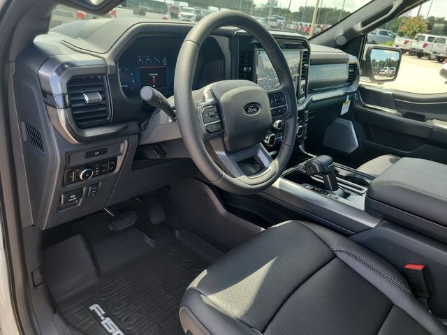 2026 Ford F-150 Lariat 4WD SUPERCREW
