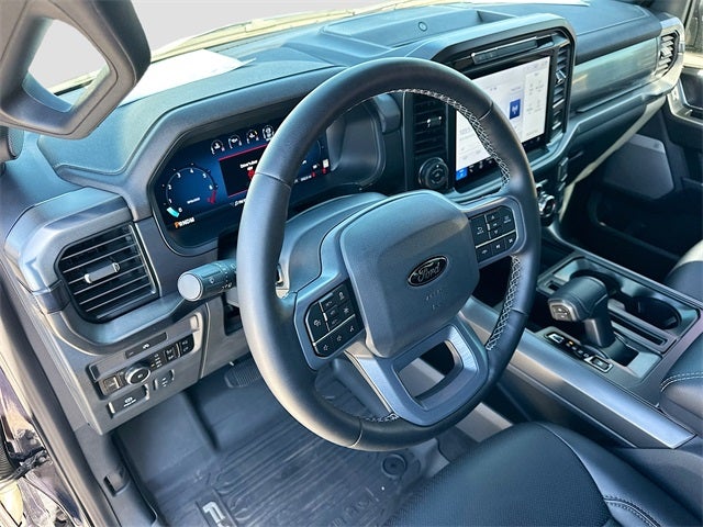 2025 Ford F-150 Lariat 3.5 ECOBOOST