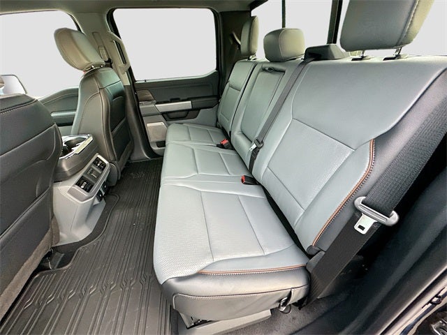 2025 Ford F-150 Lariat 4WD SUPERCREW