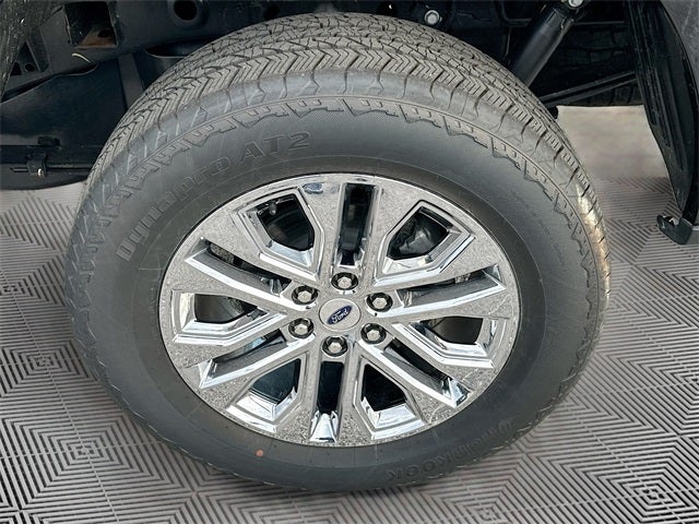 2025 Ford F-150 Lariat 4WD SUPERCREW