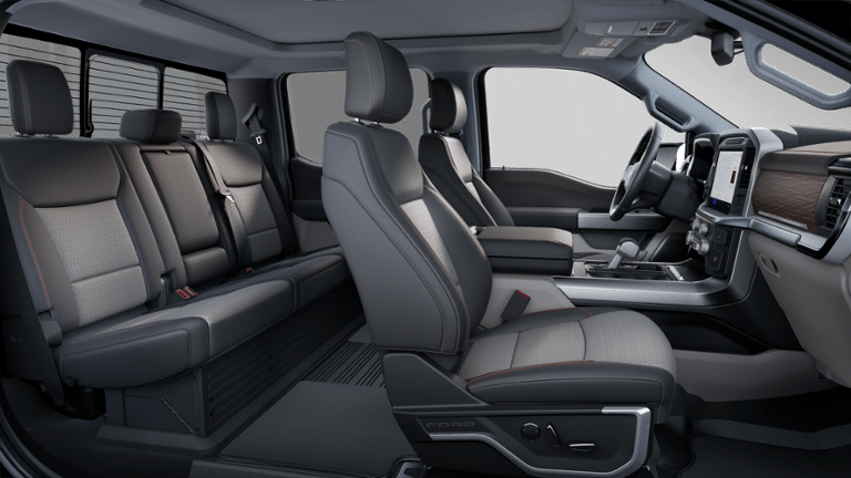 2025 Ford F-150 Lariat 4WD SUPERCREW