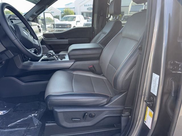 2025 Ford F-150 Lariat 3.5 POWERBOOST
