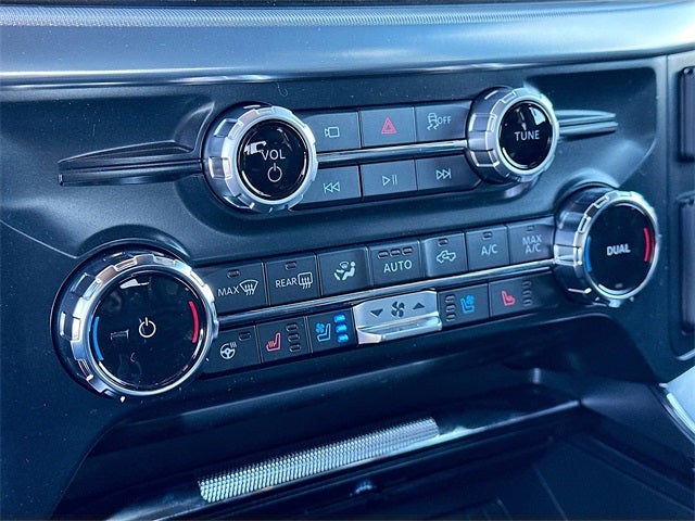 2025 Ford F-150 Lariat 4WD SUPERCREW