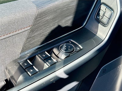 2025 Ford F-150 Lariat 4WD SUPERCREW