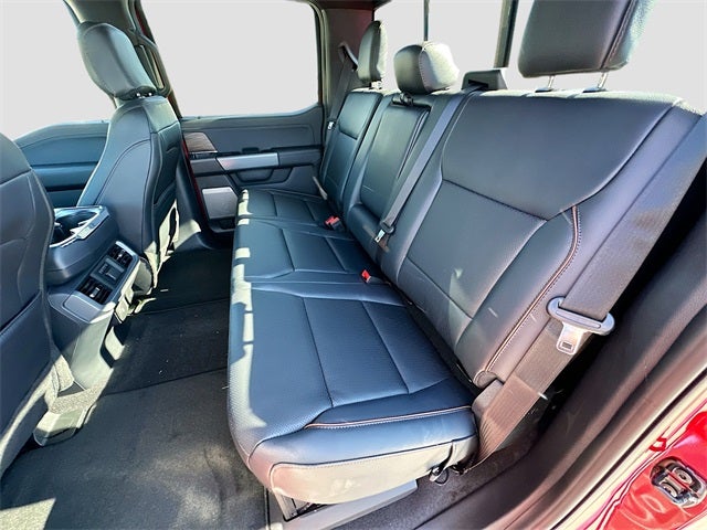 2025 Ford F-150 Lariat 4WD SUPERCREW