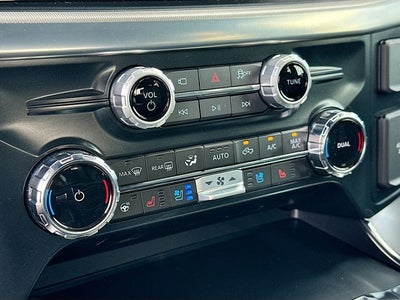 2025 Ford F-150 Lariat 3.5 POWERBOOST