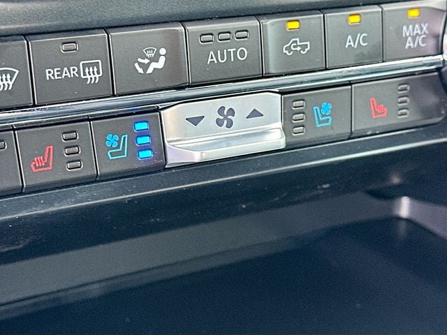 2025 Ford F-150 Lariat 3.5 POWERBOOST