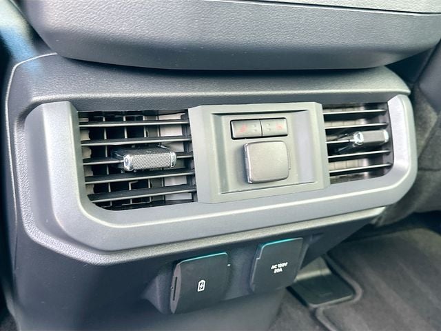 2025 Ford F-150 Lariat 3.5 POWERBOOST